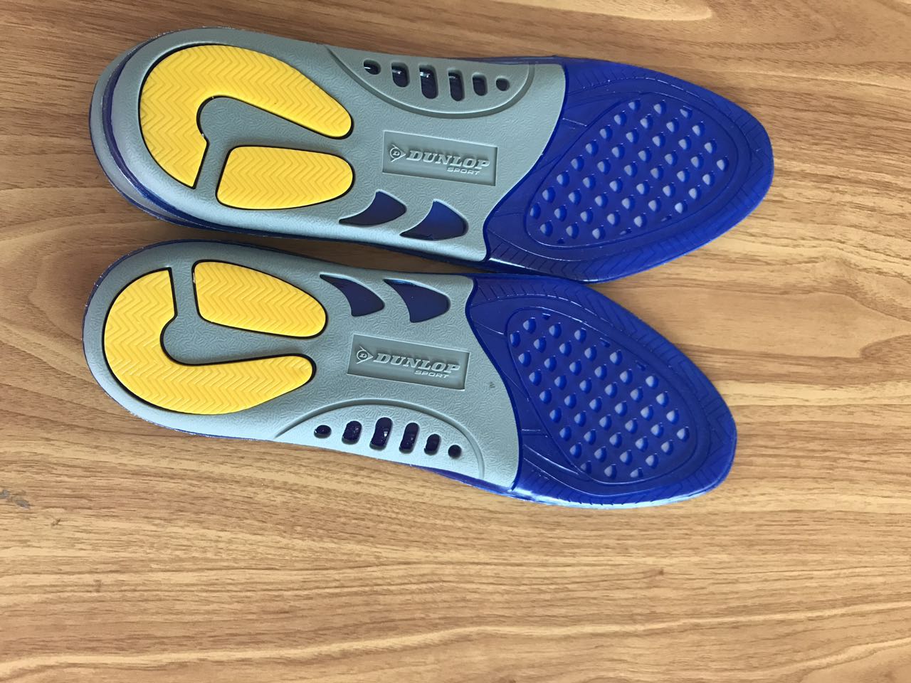 鞋墊 (4) 鞋墊 (4)